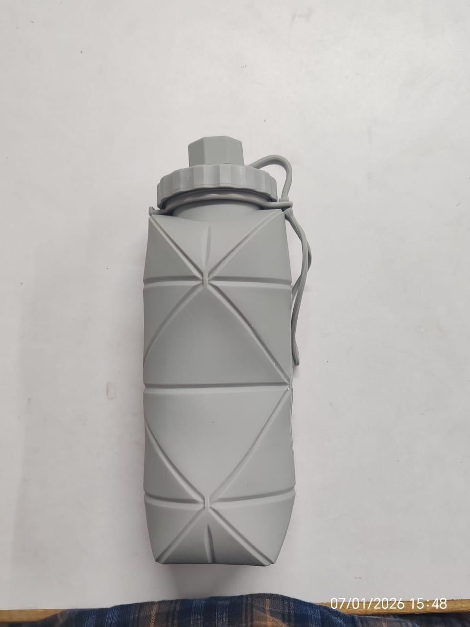 Aero-Fold Silicone Water Bottle – Leakproof, BPA-Free & Travel-ready