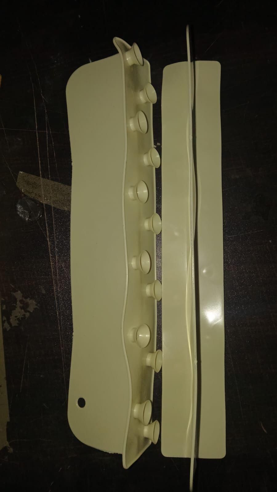 Silicone Sink Splash Guard (Pack of 2) – Waterproof & Oil-Proof Water Baffle